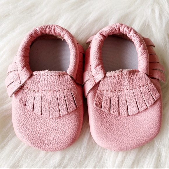 Other - PM Editor Pick 💎 Baby Pink Fringe Moccasins 0-5M
